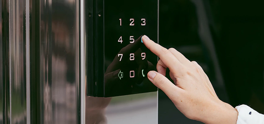 Keyless Door Entry System in Madera Acres, CA