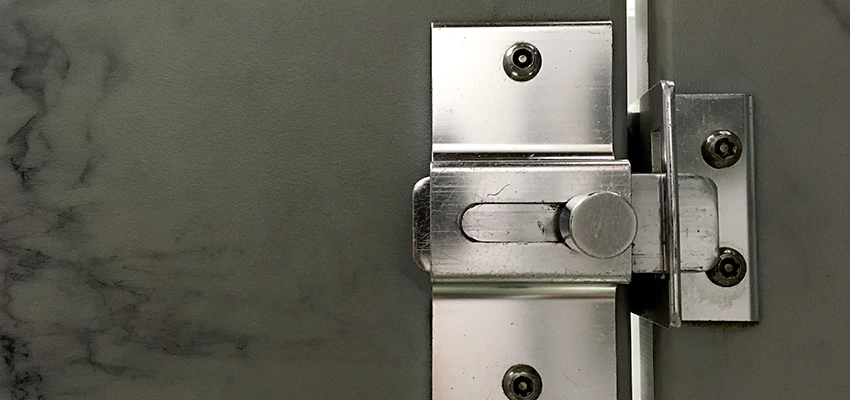 Fix A Room Door Lock in Madera Acres, CA