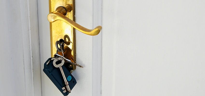 Broken Door Key Extraction in Madera Acres, CA
