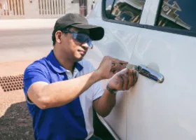 Car Locksmith in Madera Acres, CA